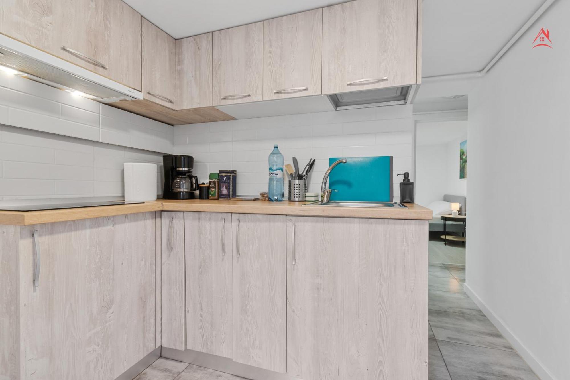 Central Town Cosy Apartment Bukares Bagian luar foto