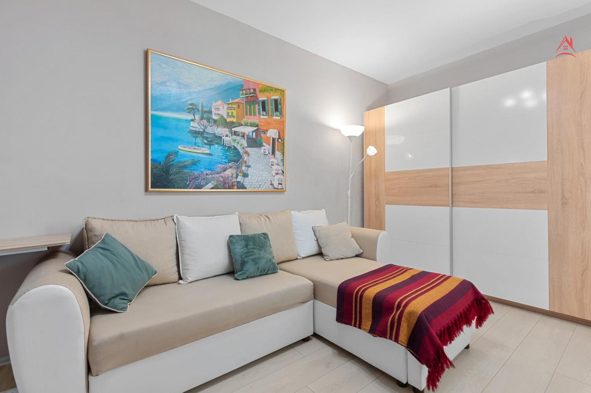Central Town Cosy Apartment Bukares Bagian luar foto